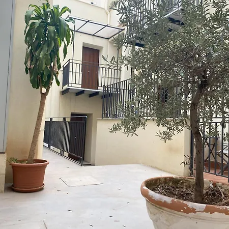 N5 Apartment
